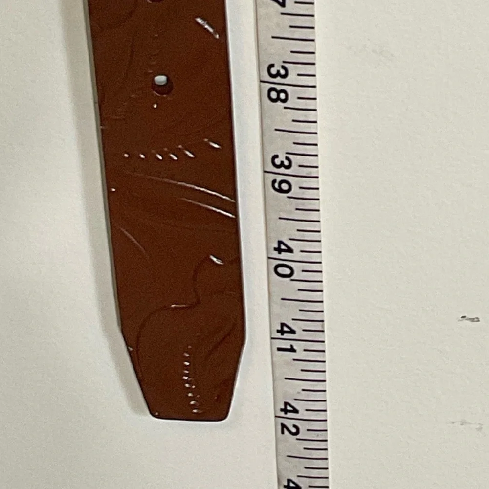 Patricia Nash leather brown belt with signature design, size M. NWT